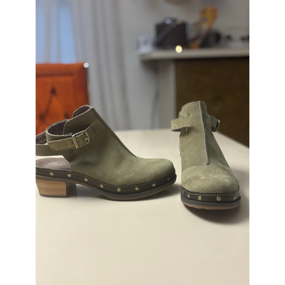 Chaco Olive Green Brown Mules & Clogs US 6.5